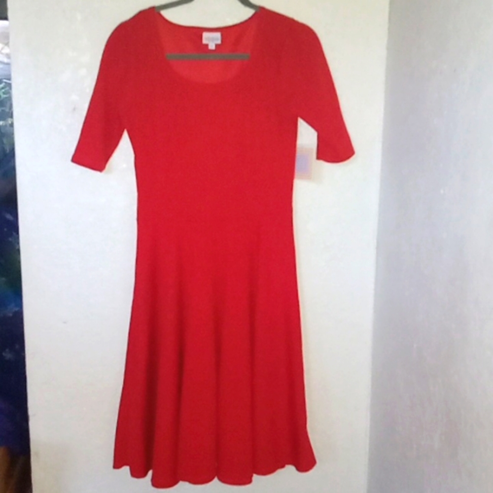 LuLaRoe RED WINE DRESS SIZE MEDIUM